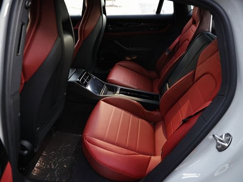 New 2026 Porsche Panamera 4 image 27