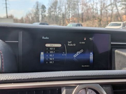 Used 2016 Lexus RC 200t image 21