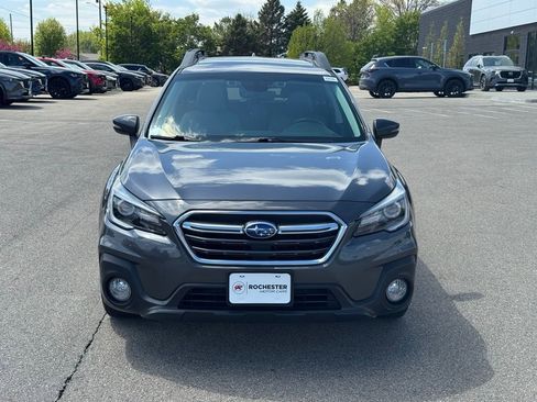 Used 2019 Subaru Outback 3.6R Limited AWD/4WD image 27