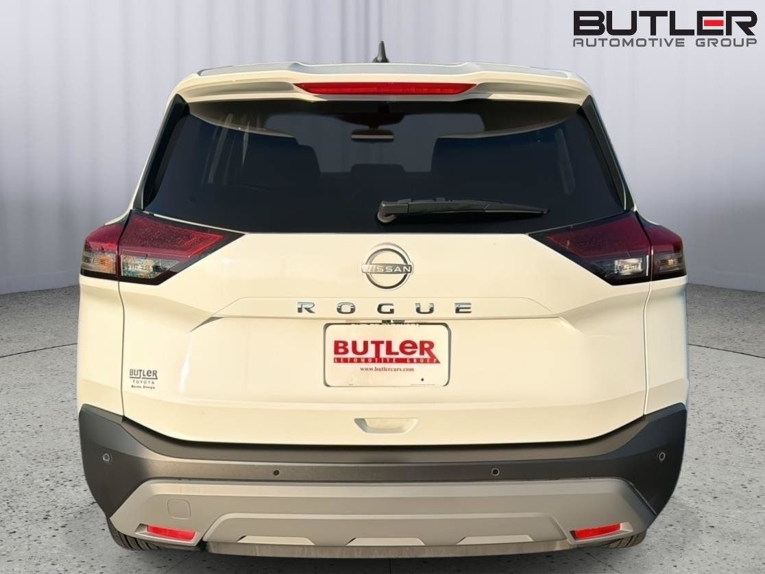 Used 2023 Nissan Rogue S FWD image 5
