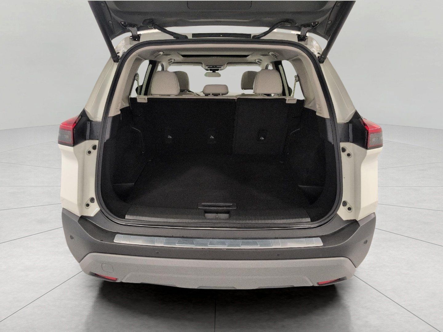 Used 2023 Nissan Rogue SV w/ SV Premium B Package AWD/4WD image 16