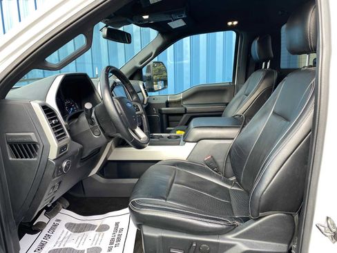 Used 2020 Ford F550 4x4 Regular Cab Super Duty image 11