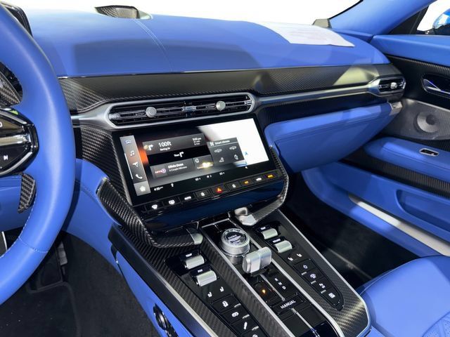 Used 2026 Aston Martin Vanquish RWD image 20