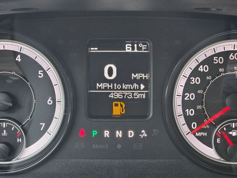 Used 2024 RAM 1500 Classic SLT AWD/4WD image 29