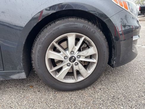 Used 2018 Kia Optima LX image 38