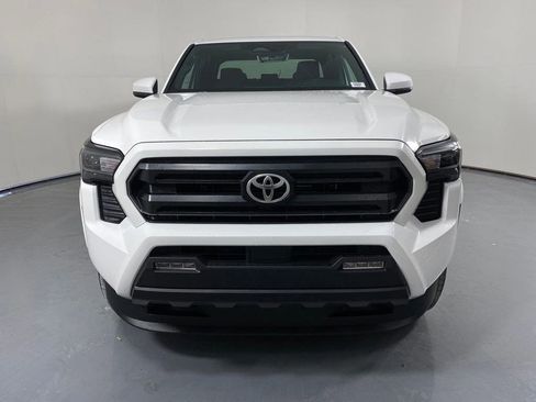 New 2026 Toyota Tacoma SR5 image 2