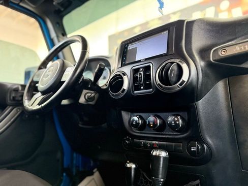 Used 2015 Jeep Wrangler Unlimited Sport w/ Quick Order Package 24S image 46