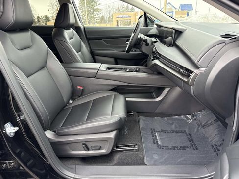 Certified 2025 Nissan Murano SV image 25