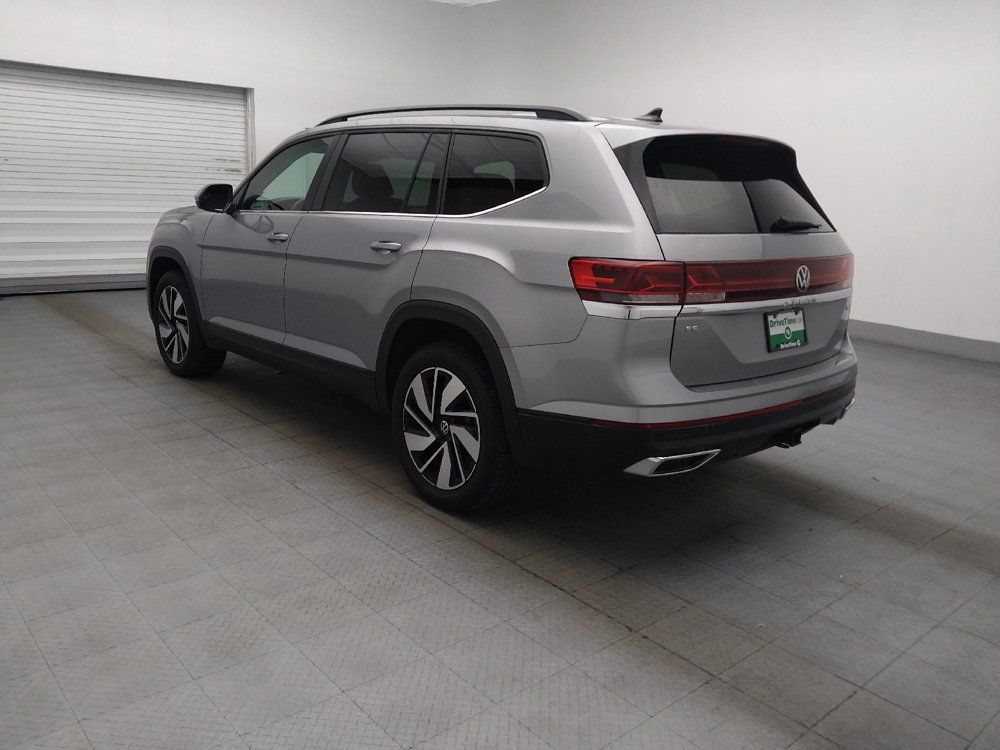 Used 2024 Volkswagen Atlas SE AWD/4WD image 3