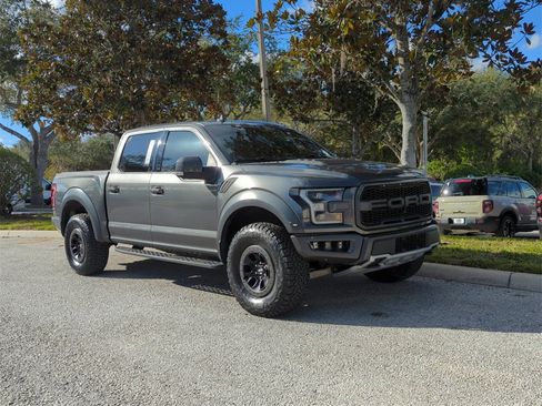 Certified 2019 Ford F150 Raptor w/ Equipment Group 802A Luxury image 2