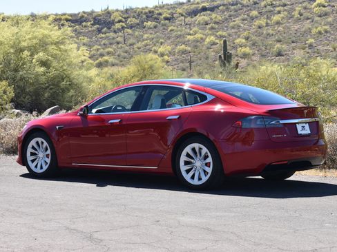 Used 2019 Tesla Model S P100D AWD/4WD image 5