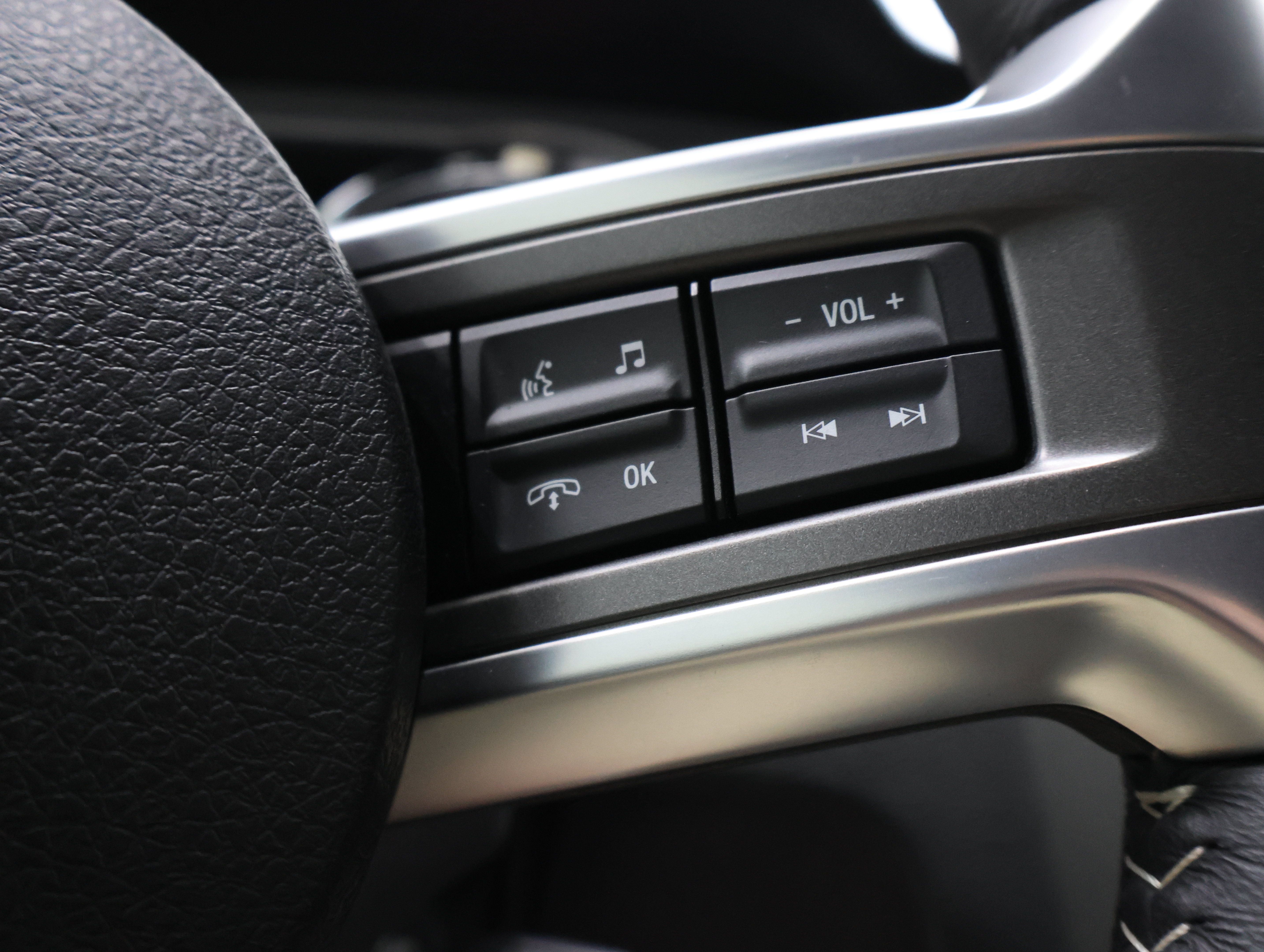 Used 2013 Ford Mustang GT Premium RWD image 14