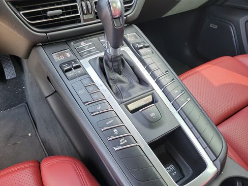 Used 2021 Porsche Macan S AWD/4WD image 20