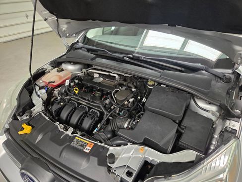 Used 2014 Ford Focus S FWD image 35