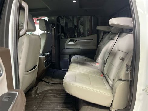 Used 2023 GMC Sierra 1500 SLT image 22