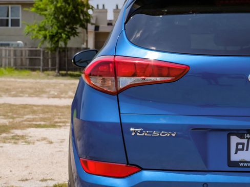 Used 2018 Hyundai Tucson Value w/ Cargo Package image 51