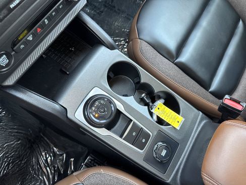 Used 2025 Ford Bronco Sport Outer Banks w/ Outer Banks Tech Package+ AWD/4WD image 23
