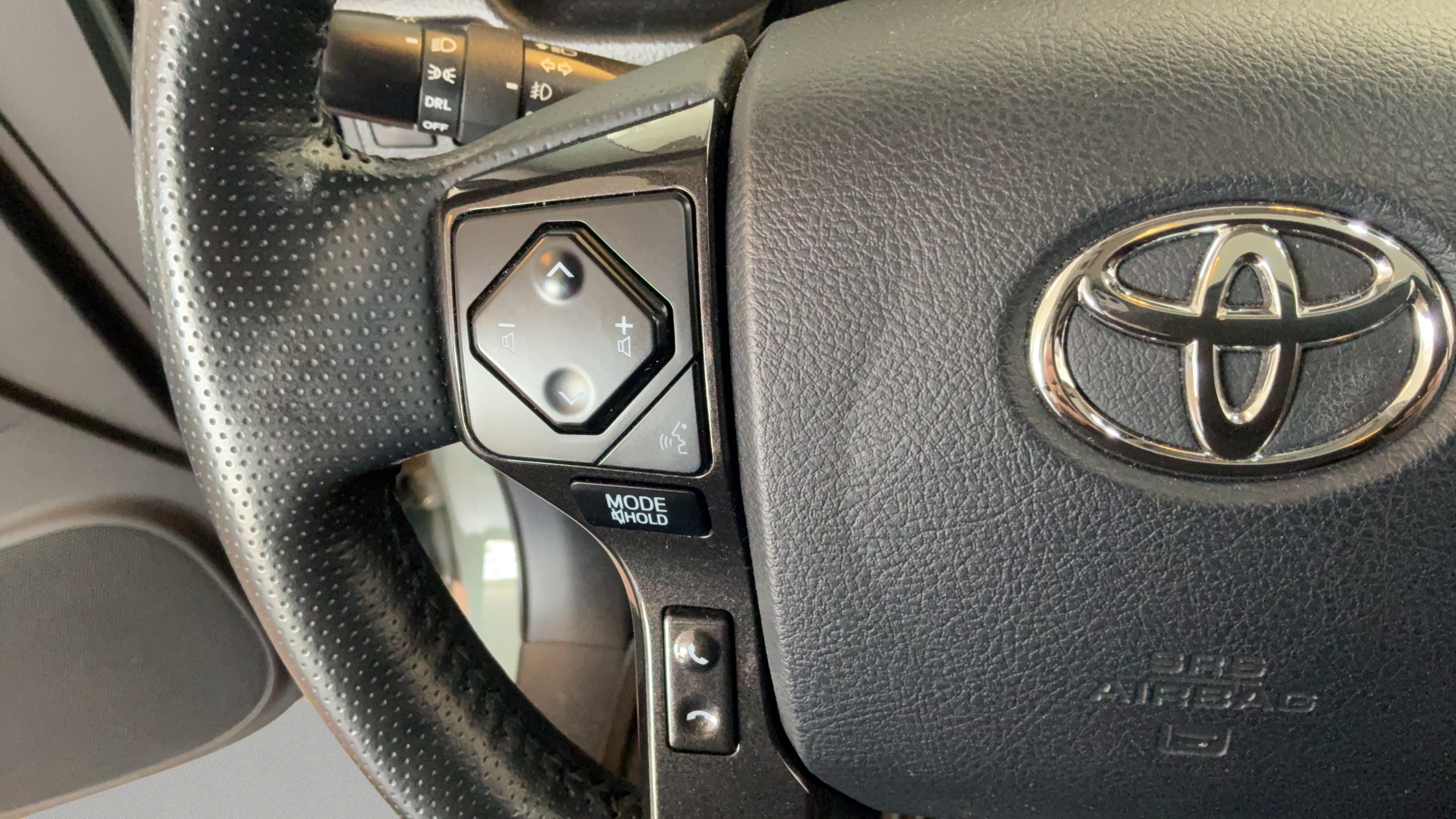 Used 2023 Toyota 4Runner TRD Off-Road Premium w/ Moonroof Package AWD/4WD image 14