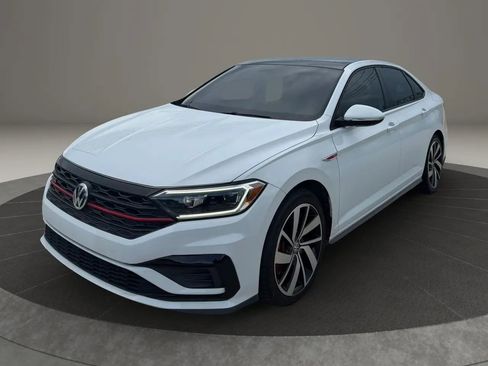 Used 2019 Volkswagen Jetta GLI Autobahn FWD image 3