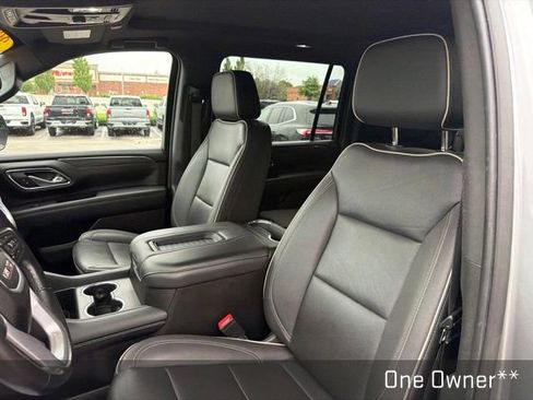 Used 2023 GMC Yukon XL SLT AWD/4WD image 22