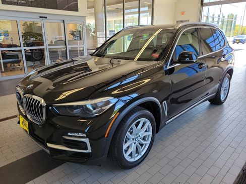 Used 2019 BMW X5 xDrive40i w/ Convenience Package AWD/4WD image 1