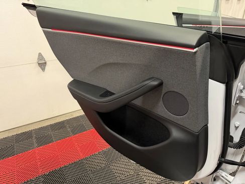 Used 2024 Tesla Model 3 Long Range RWD image 27