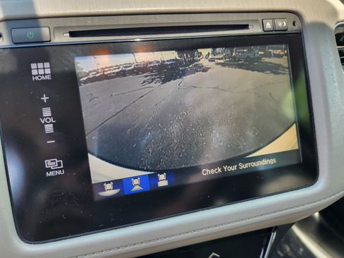 Used 2016 Honda HR-V EX image 26