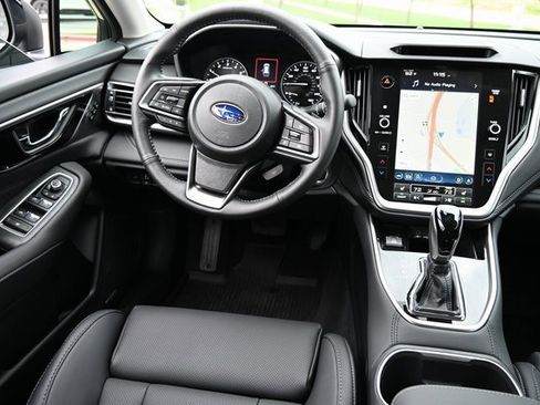 New 2025 Subaru Outback Limited image 9