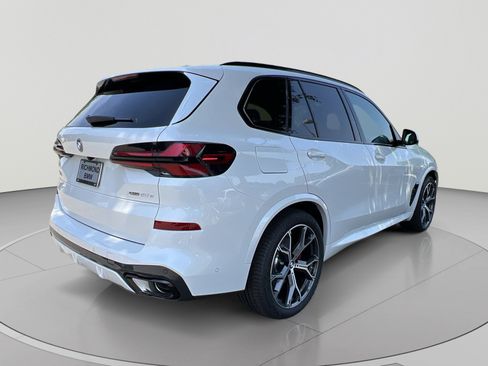 Certified 2026 BMW X5 xDrive50e w/ M Sport Package AWD/4WD image 5