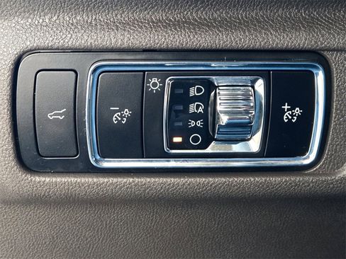 Used 2023 Lincoln Corsair Standard w/ Equipment Group 101A image 25