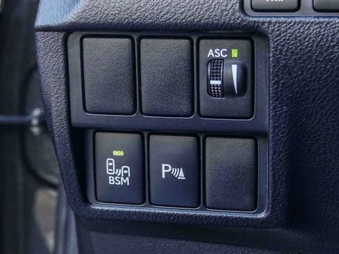 Used 2017 Lexus RC 200t image 26