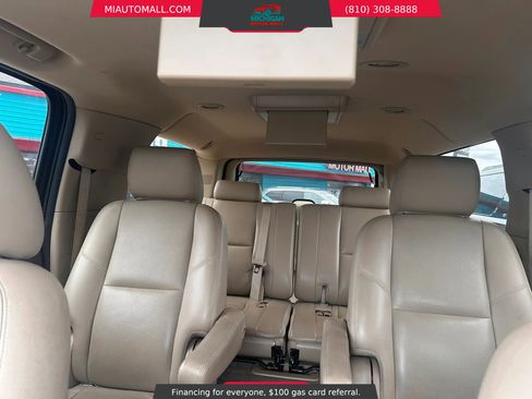 Used 2014 GMC Yukon XL Denali AWD/4WD image 23