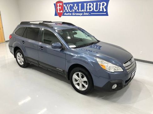 Used 2013 Subaru Outback 2.5i Premium w/ All-Weather Pkg AWD/4WD image 9