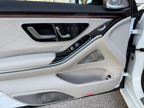 Used 2021 Mercedes-Benz Maybach S 580 4MATIC image 26