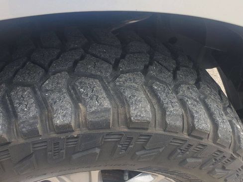 Used 2016 Ford F150 XLT image 29