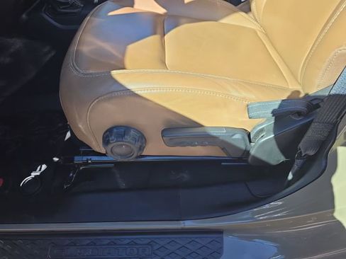 Used 2020 Jeep Gladiator Rubicon image 29