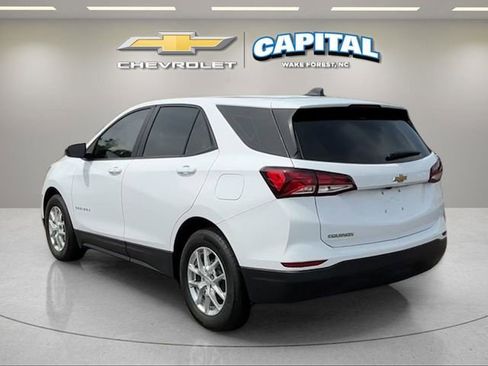 Used 2024 Chevrolet Equinox LS image 3