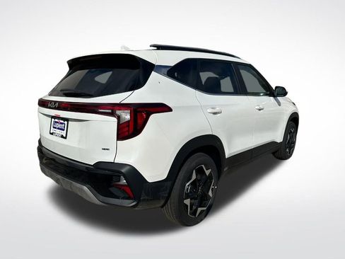 New 2026 Kia Seltos EX image 3