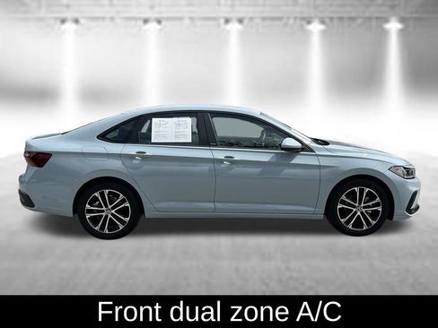 Certified 2026 Volkswagen Jetta Sport FWD image 4