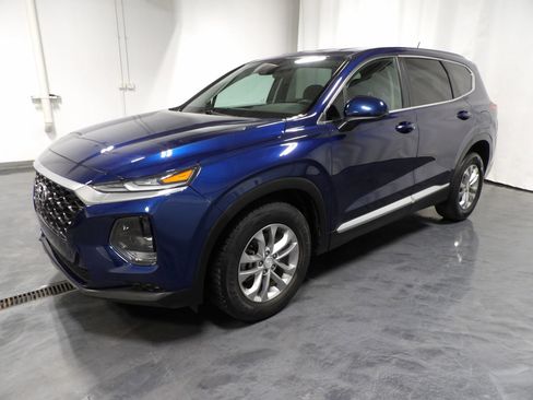 Used 2019 Hyundai Santa Fe SE FWD image 3