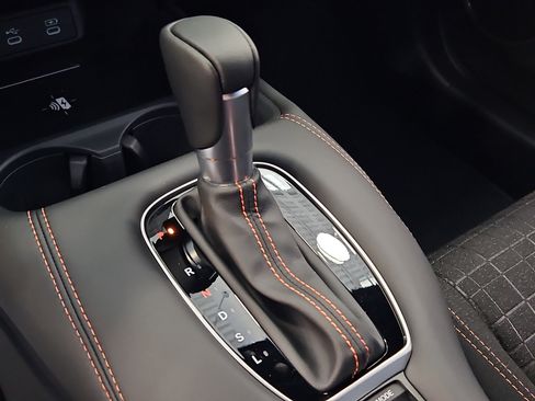 New 2026 Honda HR-V Sport image 15