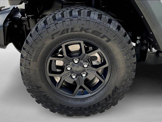 Used 2026 Jeep Wrangler Sport AWD/4WD image 10