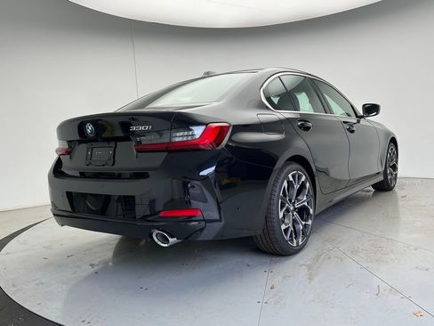 Used 2026 BMW 330i Sedan w/ Premium Package RWD image 3