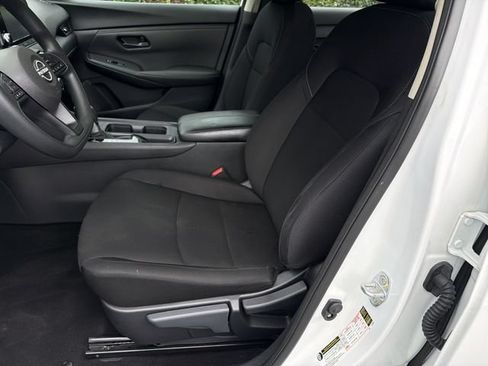 Used 2024 Nissan Sentra S FWD image 21