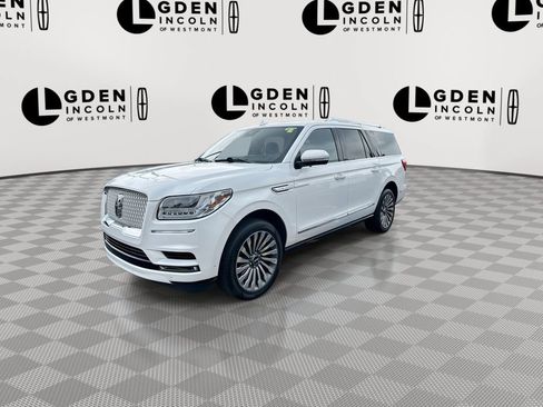 Used 2020 Lincoln Navigator L Reserve w/ Equipment Group 208A Reserve AWD/4WD image 4
