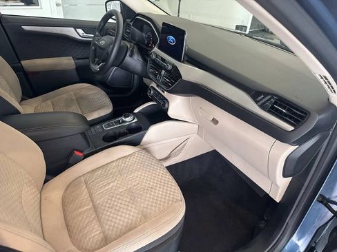 Used 2020 Ford Escape SE FWD image 16