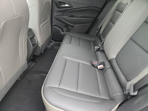 New 2026 Chevrolet Trax ACTIV w/ Driver Confidence Package FWD image 19