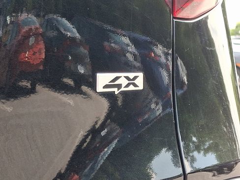 Certified 2024 Kia Seltos EX image 30