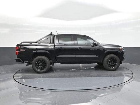 Used 2025 Chevrolet Colorado Z71 w/ Midnight Edition image 26