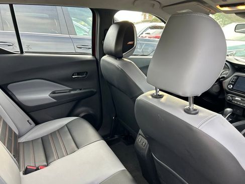 Used 2023 Nissan Kicks SR w/ SR Premium Package FWD image 12